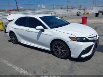  Salvage Toyota Camry