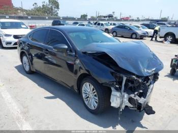  Salvage Lexus Es