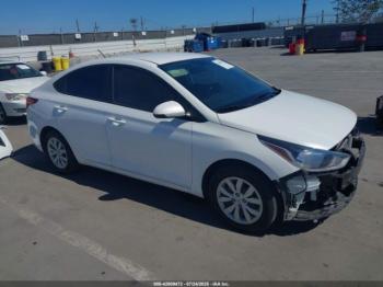  Salvage Hyundai ACCENT