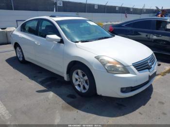  Salvage Nissan Altima