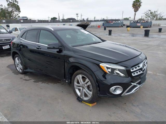  Salvage Mercedes-Benz GLA