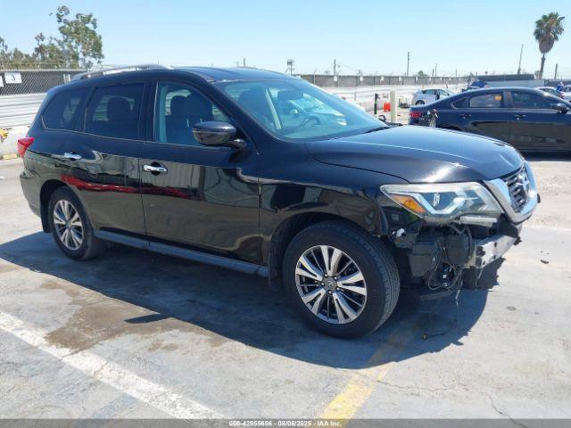  Salvage Nissan Pathfinder