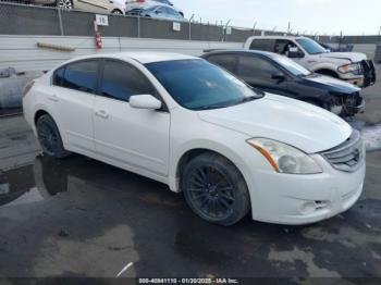  Salvage Nissan Altima