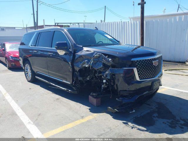  Salvage Cadillac Escalade