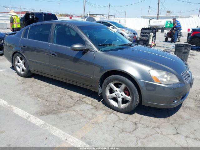  Salvage Nissan Altima