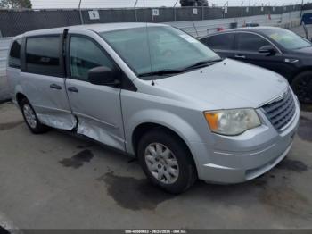  Salvage Chrysler Town & Country