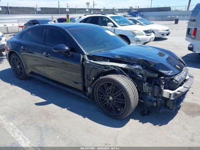  Salvage Porsche Panamera