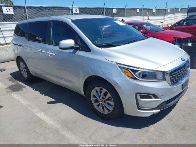  Salvage Kia Sedona