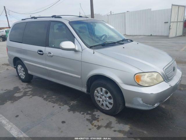  Salvage Kia Sedona