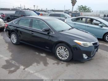  Salvage Toyota Avalon Hybrid