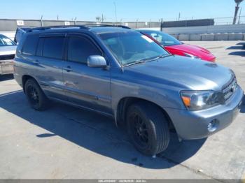  Salvage Toyota Highlander