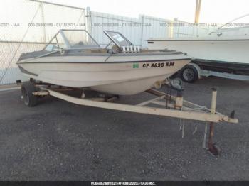  Salvage Glastron 17 Boat