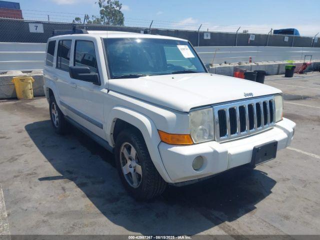  Salvage Jeep Commander
