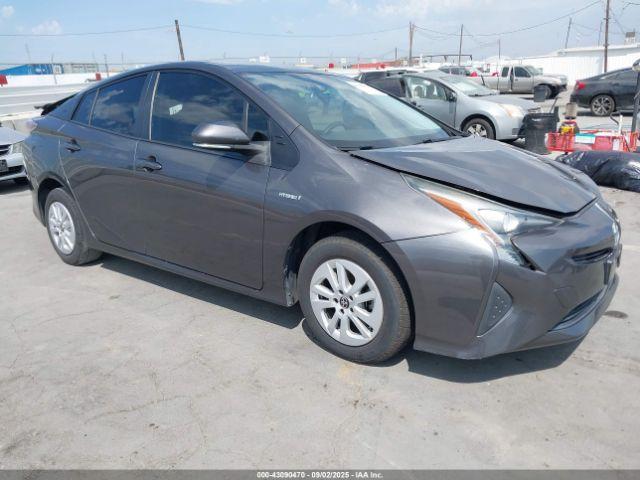  Salvage Toyota Prius