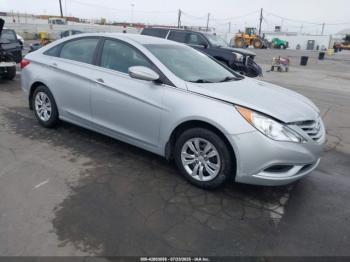  Salvage Hyundai SONATA