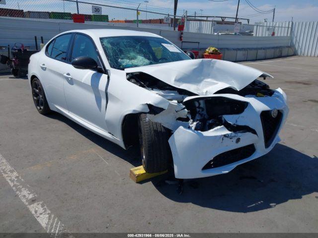  Salvage Alfa Romeo Giulia