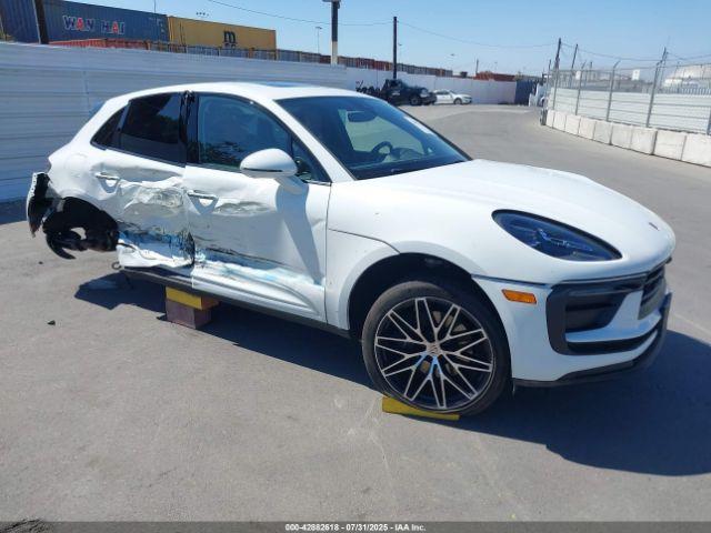  Salvage Porsche Macan