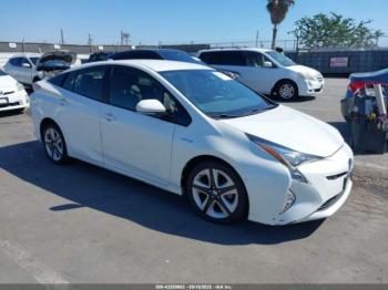  Salvage Toyota Prius