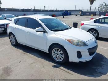  Salvage Mazda Mazda3