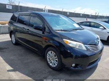  Salvage Toyota Sienna