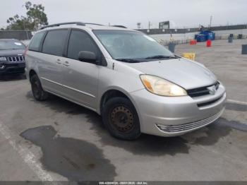  Salvage Toyota Sienna