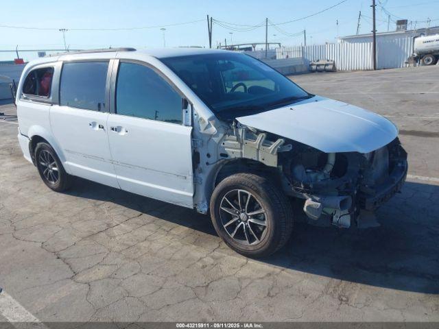  Salvage Dodge Grand Caravan