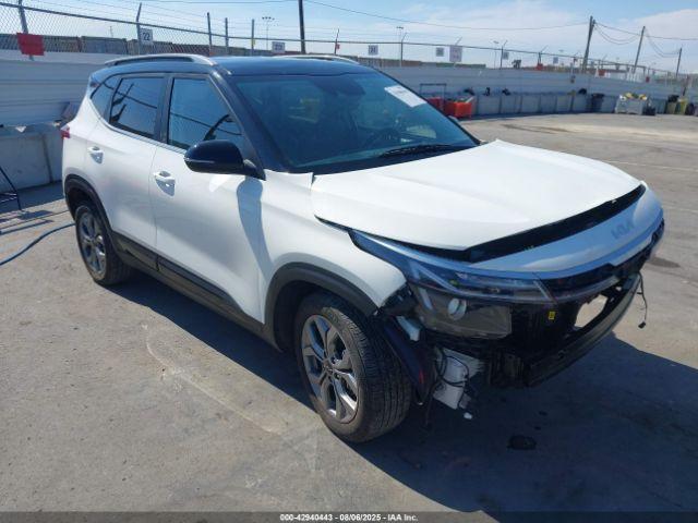  Salvage Kia Seltos