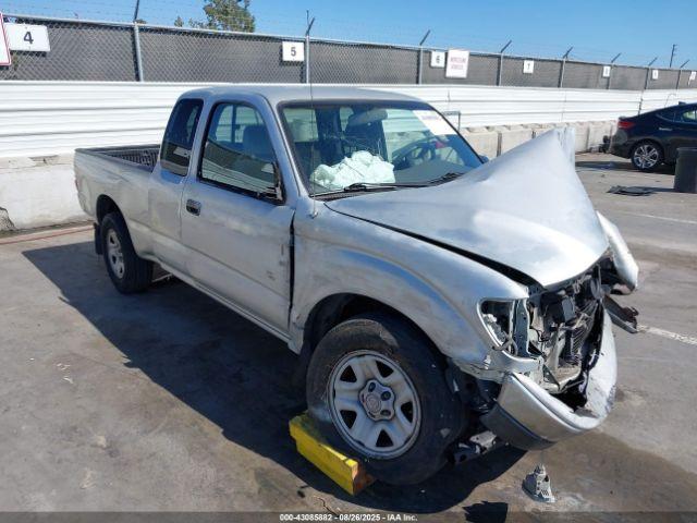  Salvage Toyota Tacoma
