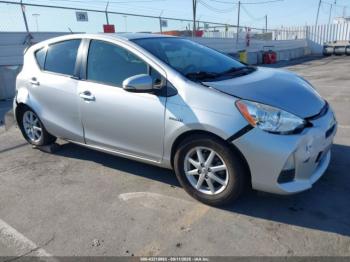  Salvage Toyota Prius c