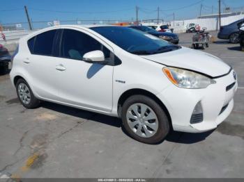  Salvage Toyota Prius c