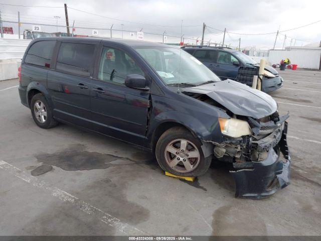  Salvage Dodge Grand Caravan