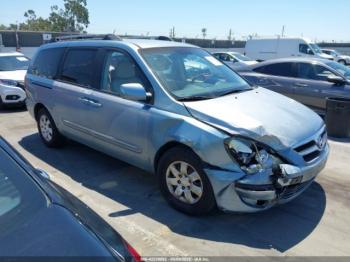  Salvage Hyundai Entourage
