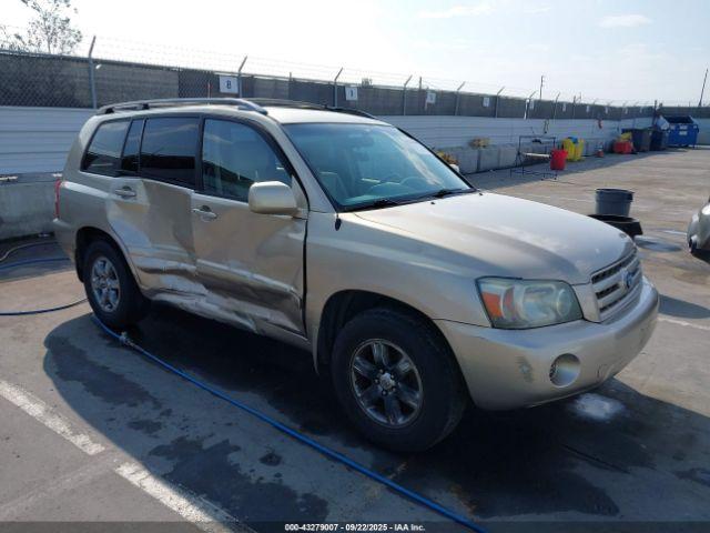  Salvage Toyota Highlander