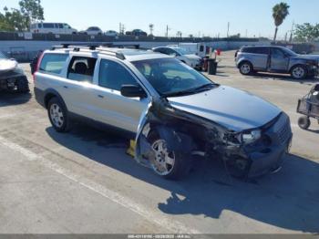  Salvage Volvo V70