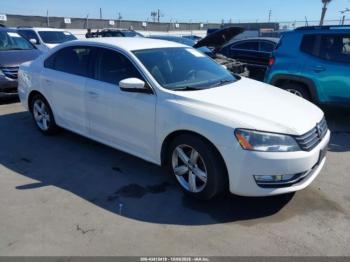  Salvage Volkswagen Passat