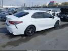 Toyota Camry Se Image 3