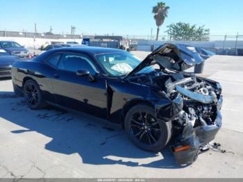  Salvage Dodge Challenger