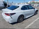 Toyota Camry Se Image 3