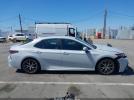 Toyota Camry Se Image 6