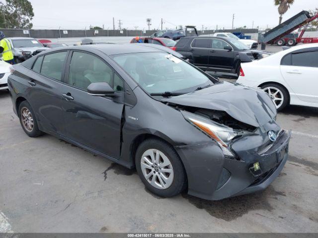  Salvage Toyota Prius