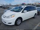 Toyota Sienna Ce Image 8