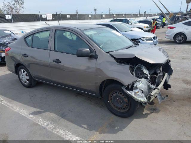  Salvage Nissan Versa
