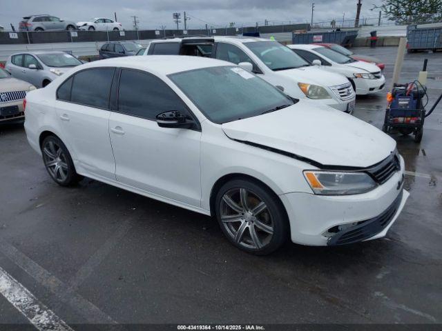  Salvage Volkswagen Jetta