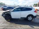 Toyota RAV4 Le Image 8
