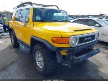  Salvage Toyota FJ Cruiser