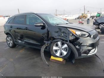  Salvage Kia Niro