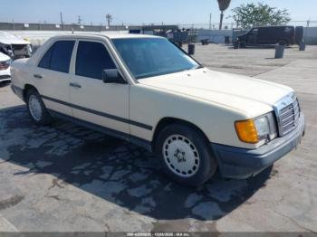  Salvage Mercedes-Benz 300