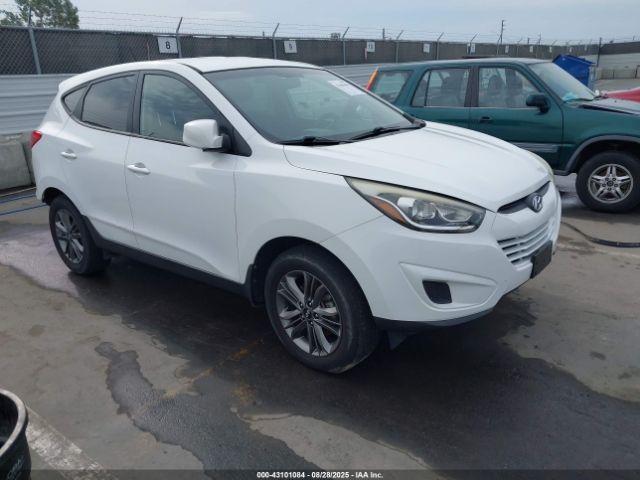  Salvage Hyundai TUCSON