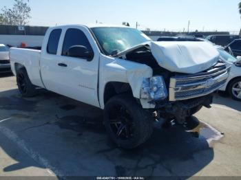  Salvage Chevrolet Silverado 1500