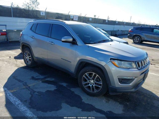  Salvage Jeep Compass